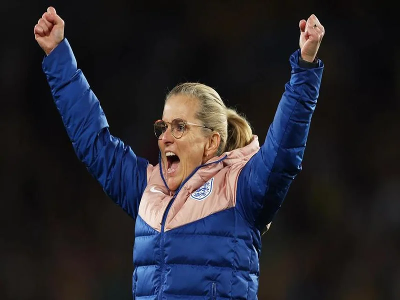 英格兰女足主帅威格曼被授予女爵士头衔,几位球员也被授勋